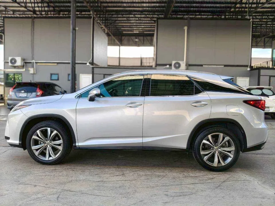 2017 Lexus RX IV 3