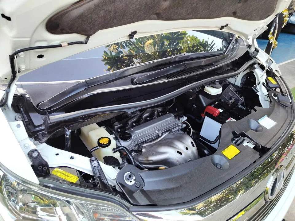 2012 Toyota Alphard, Vellfire II (AH20) 3