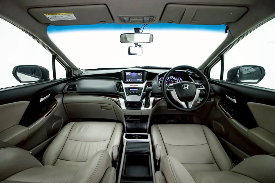 2013 Honda Odyssey IV 2