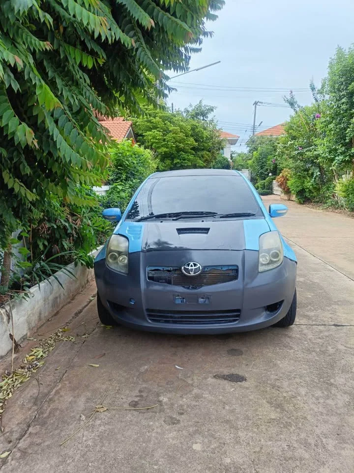 2006 Toyota Yaris II 2