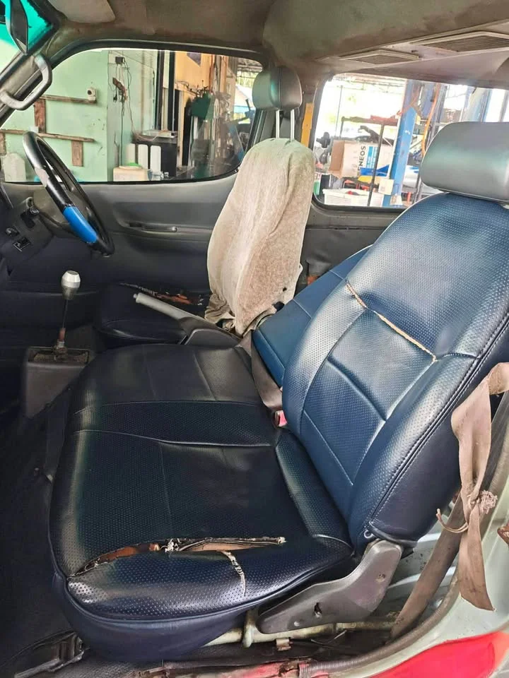2000 Toyota Commuter IV (H100) 3