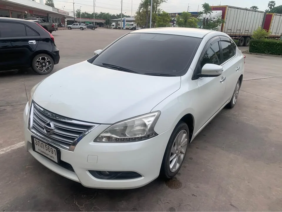 2014 Nissan Sylphy III (B17) 3