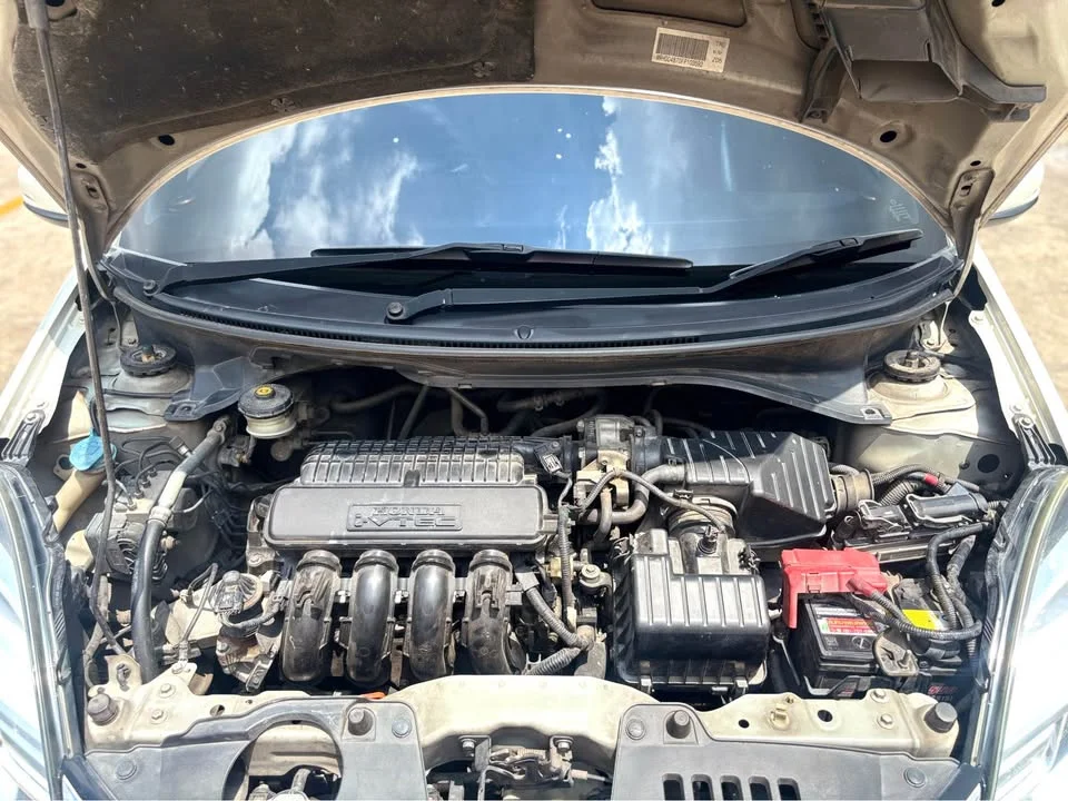2015 Honda Mobilio II 3