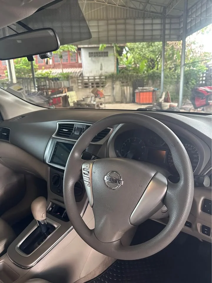 2014 Nissan Sylphy III (B17) 3