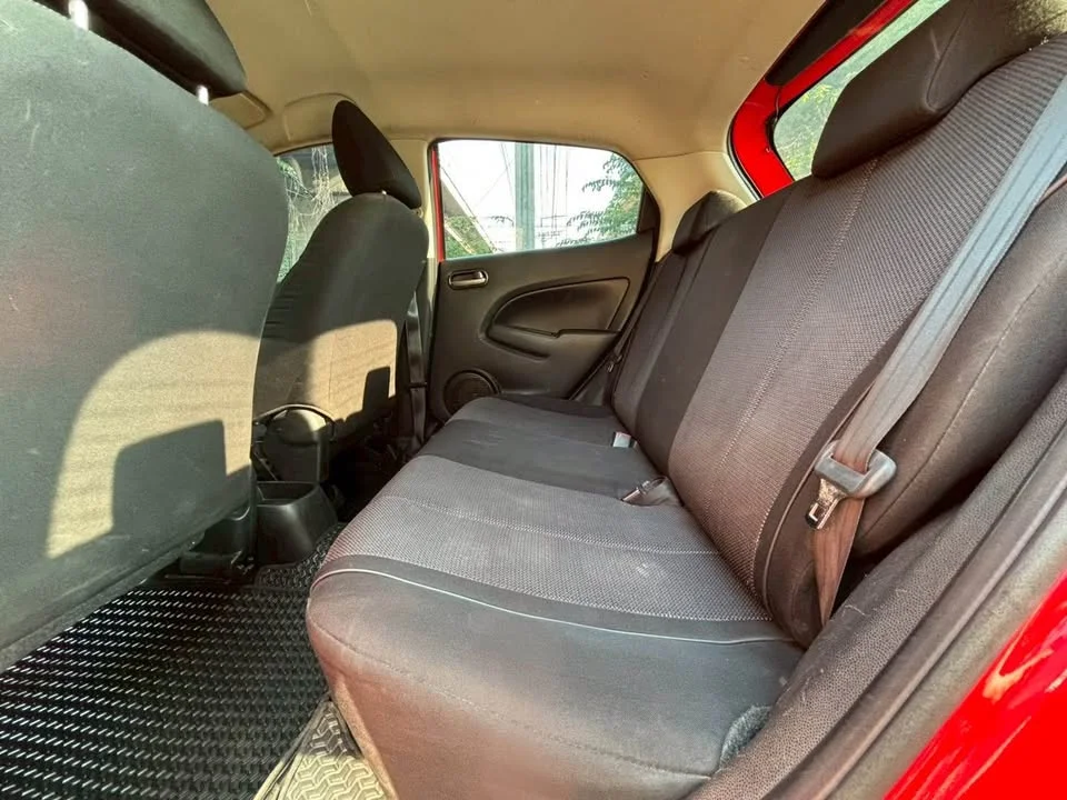 2010 Mazda 2 II 3
