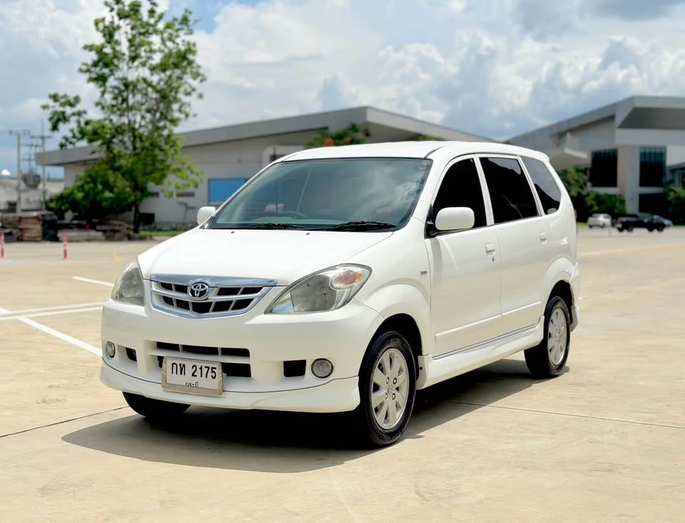 2011 Toyota Avanza I 2