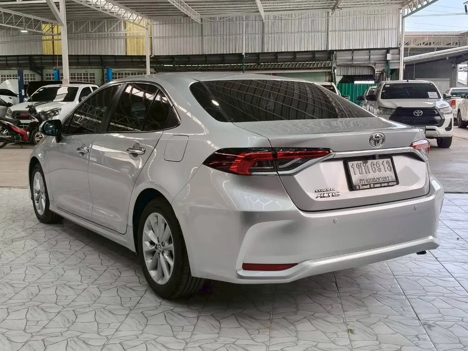 2020 Toyota Corolla Altis XII (E210) 3