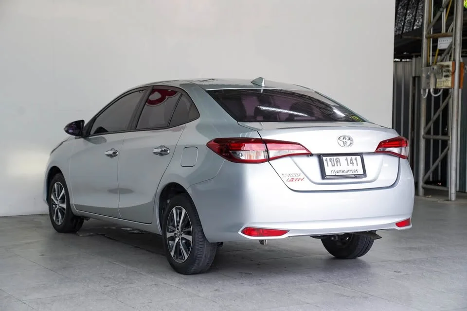 2020 Toyota Yaris ATIV III 3
