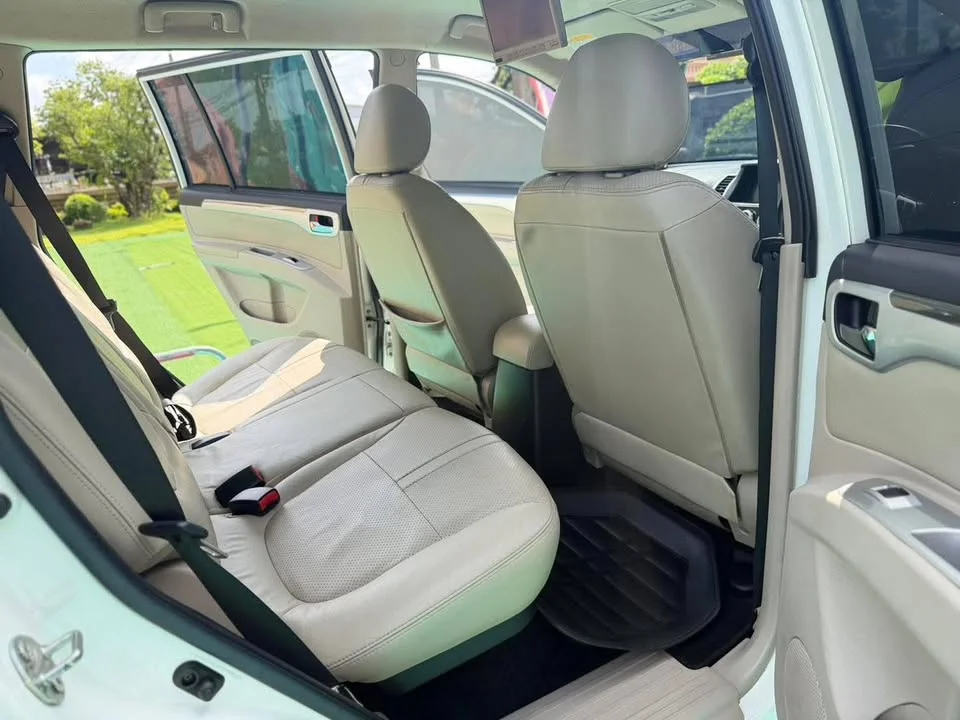 Mitsubishi Pajero Sport II 3
