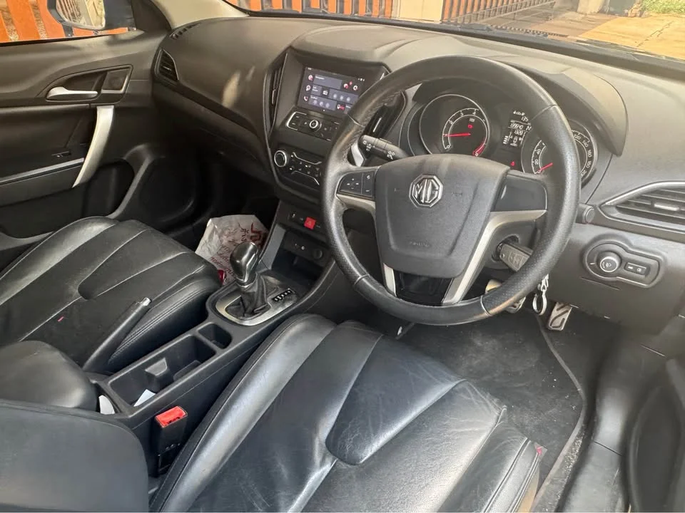 2017 MG 5 I  2