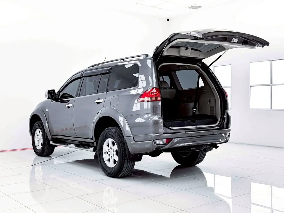 2011 Mitsubishi Pajero Sport II 3