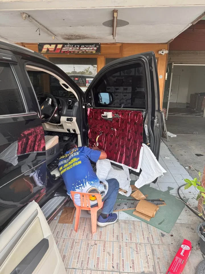 2013 Chevrolet TrailBlazer II 2