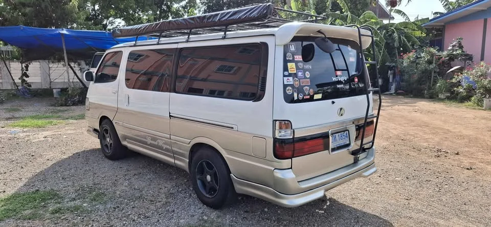 2003 Toyota Commuter IV (H100) 3