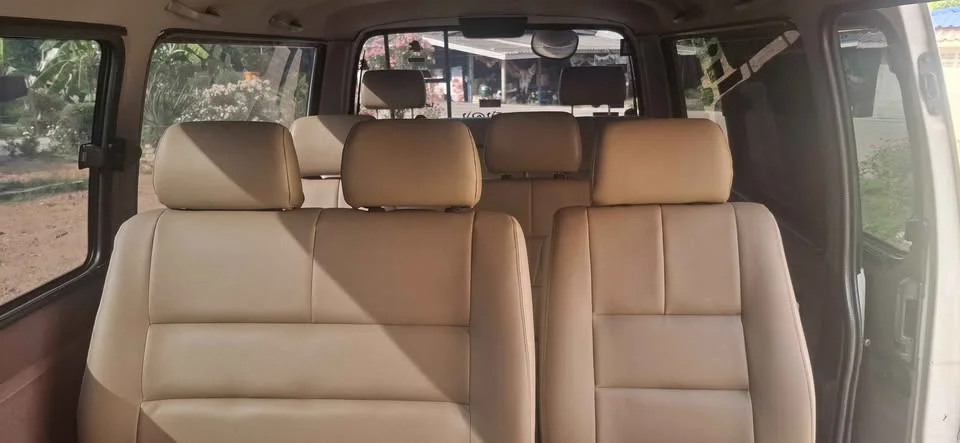 2003 Toyota Commuter IV (H100) 2