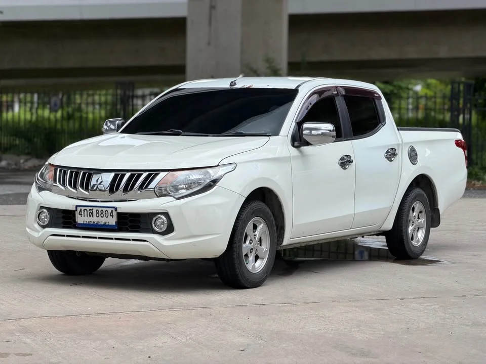 2016 Mitsubishi Triton V 3