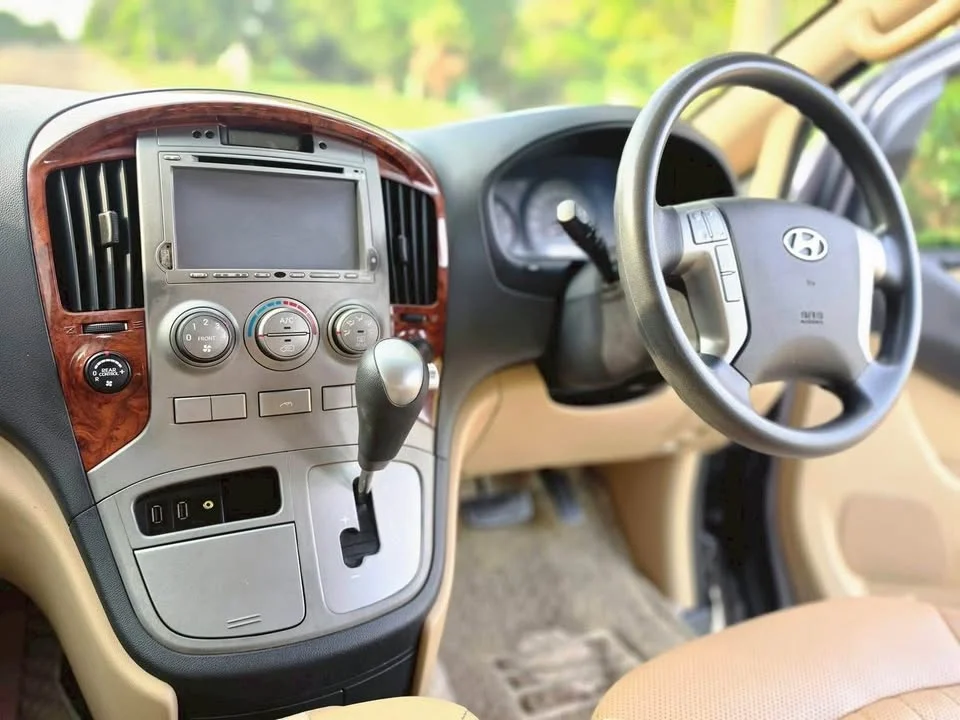 2011 Hyundai H-1 II 2