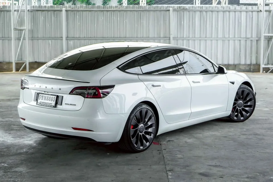 2021 Tesla Model 3 2