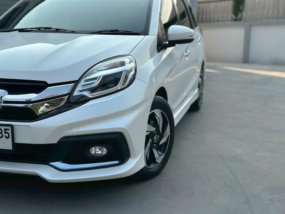2015 Honda Mobilio II 2