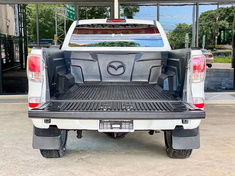 2012 Mazda BT-Series II 3