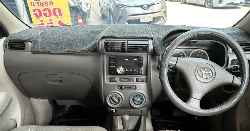 2011 Toyota Avanza I 3