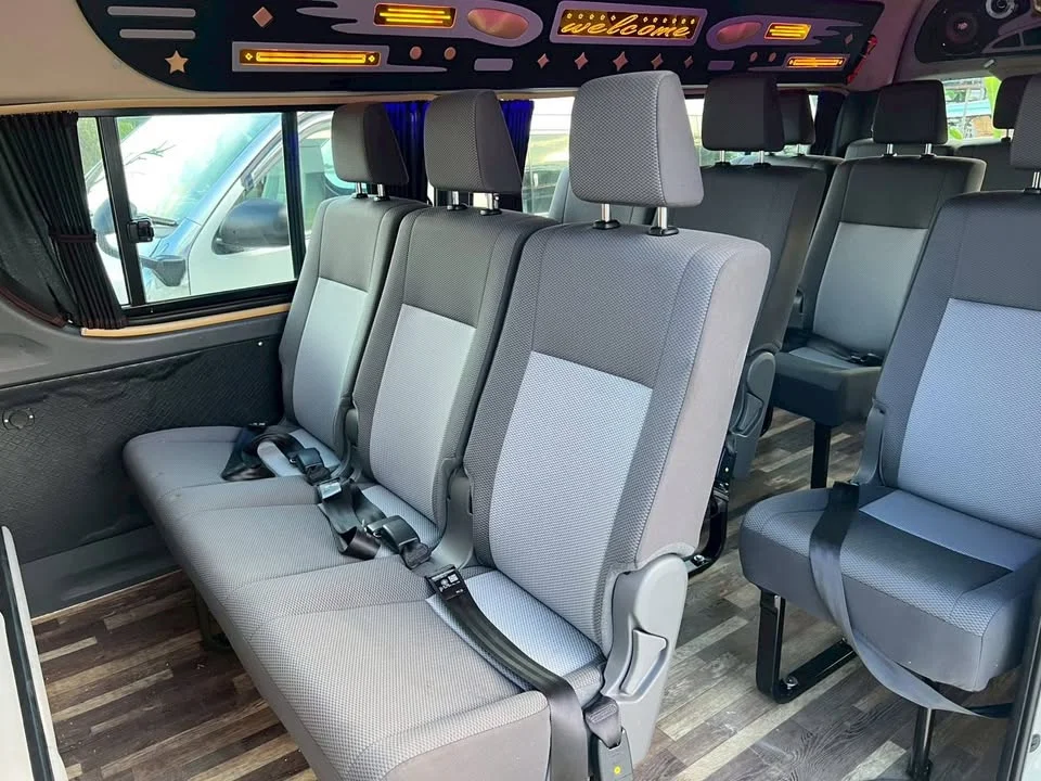 2008 Toyota Commuter V (H200) 2