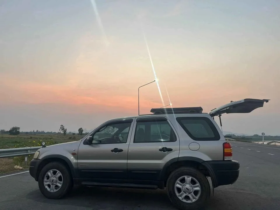 2004 Ford Escape I 2
