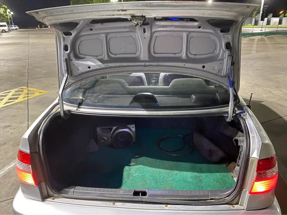 2000 Toyota Corolla Altis VIII (E110) 2