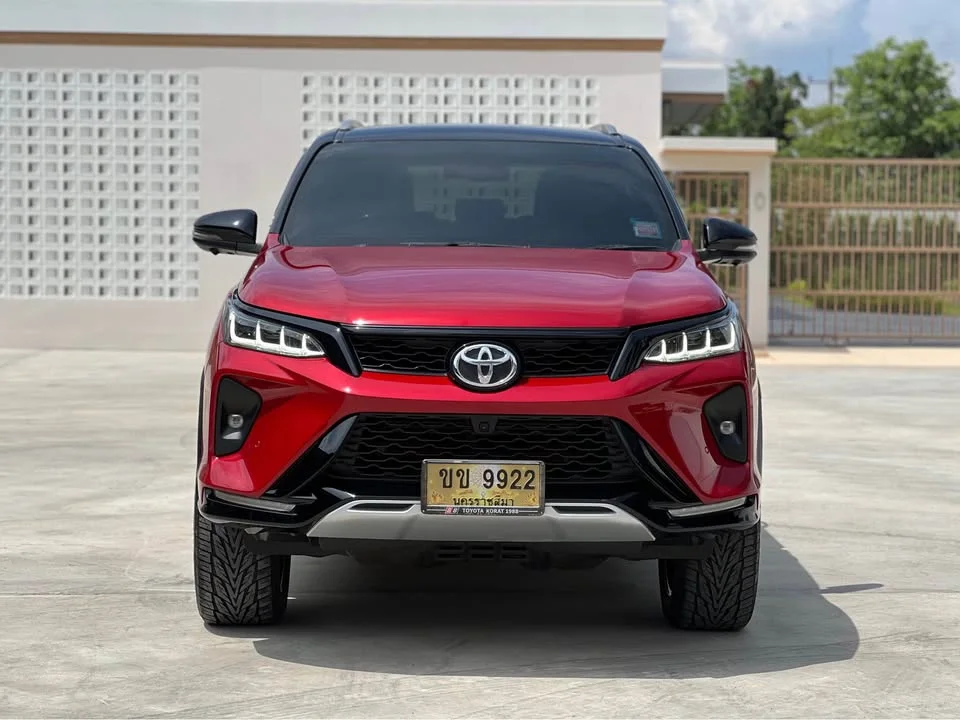 2021 Toyota Fortuner II 3