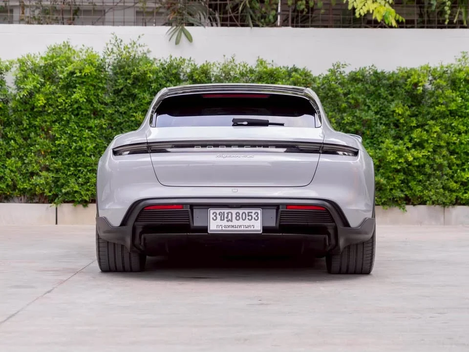 2022 Porsche Taycan 9J1 3
