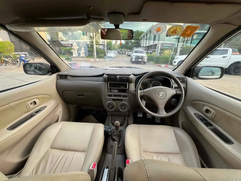 2005 Toyota Avanza I 2
