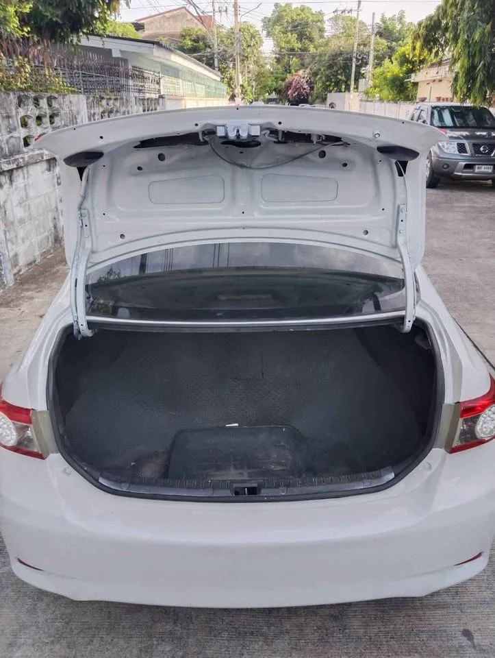2013 Toyota Corolla Altis X (E140) 3