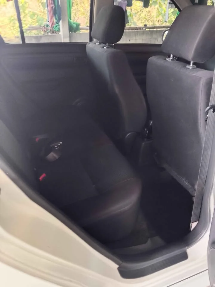 2011 Suzuki Swift I 3