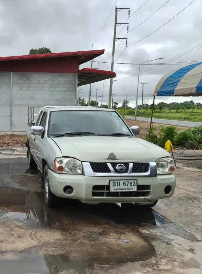2005 Nissan Frontier I 2