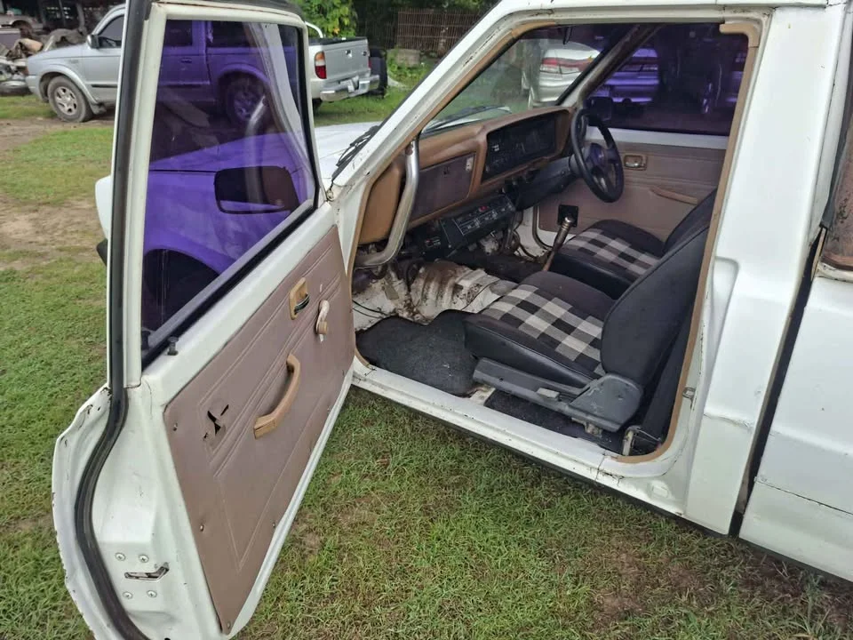 1981 Mitsubishi Triton I  2