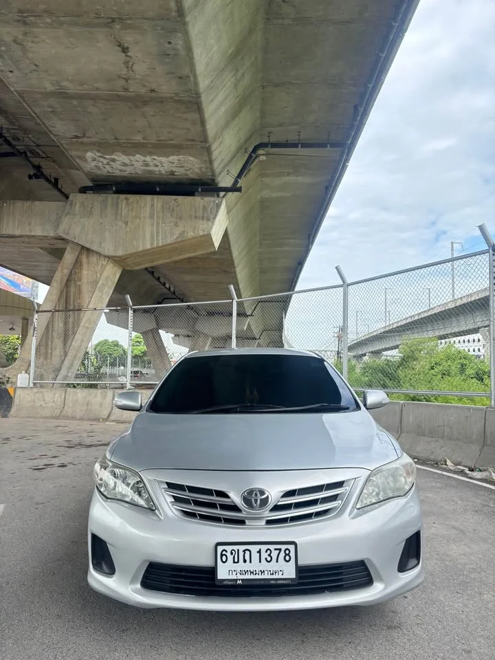 2010 Toyota Corolla Altis X (E140) 2