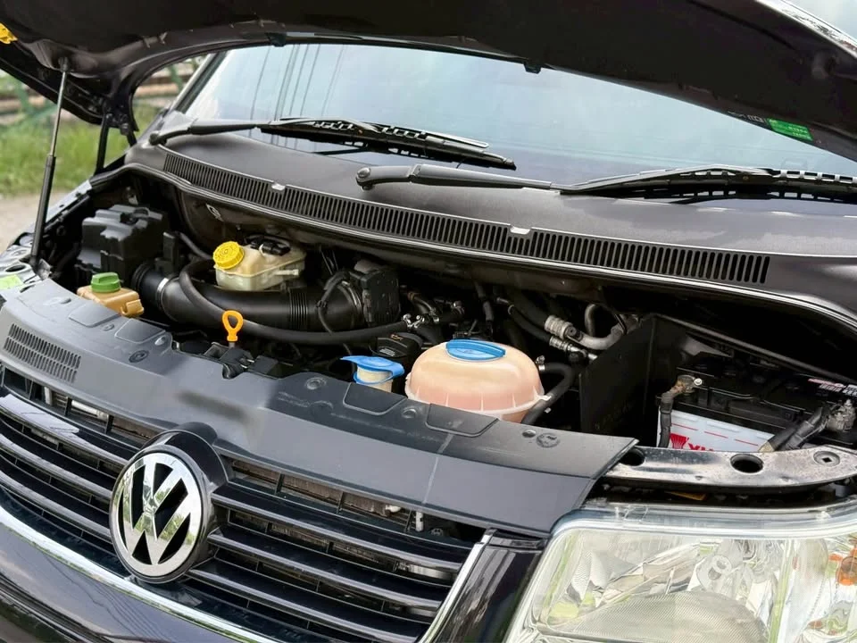 2007 Volkswagen Caravelle T5 3