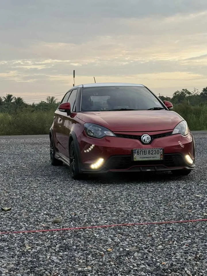 2017 MG 3 II 3