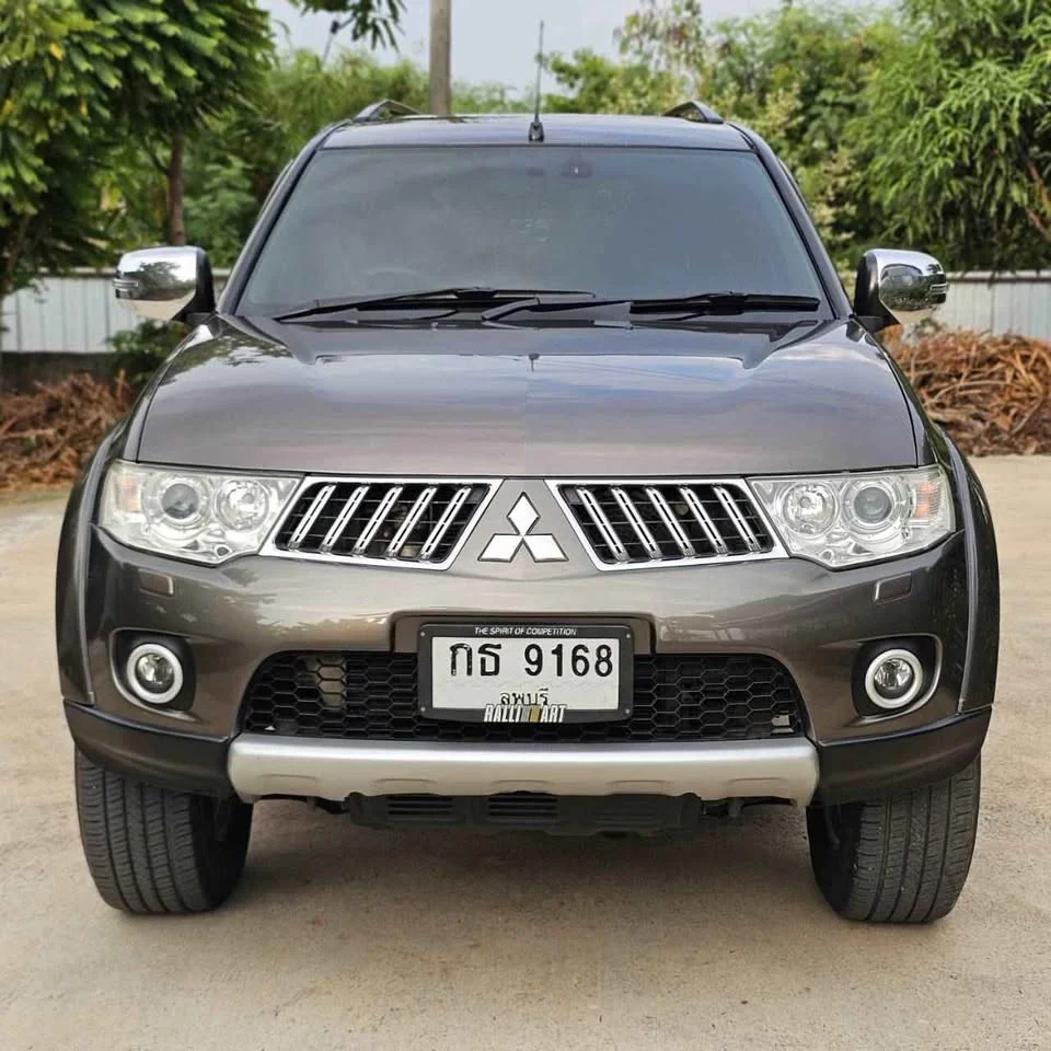 2013 Mitsubishi Pajero Sport II 2