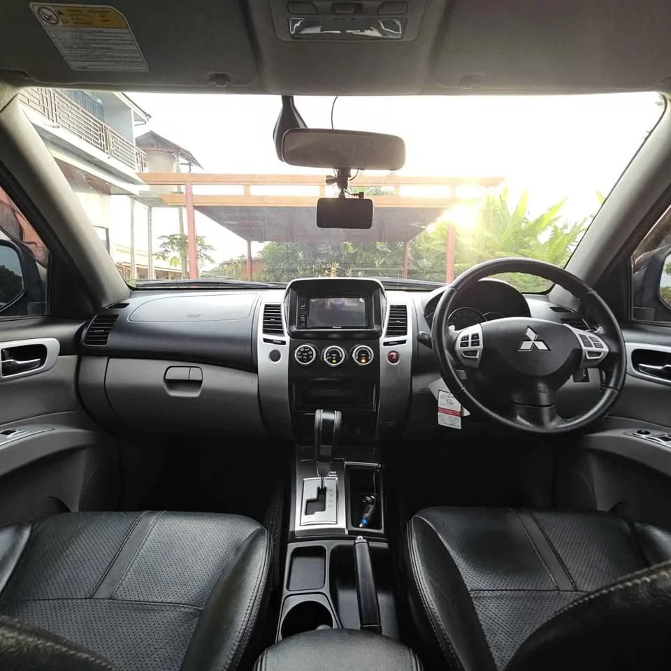 2013 Mitsubishi Pajero Sport II 3
