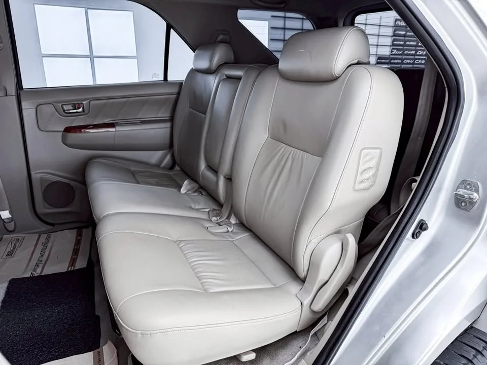 2008 Toyota Fortuner I 3