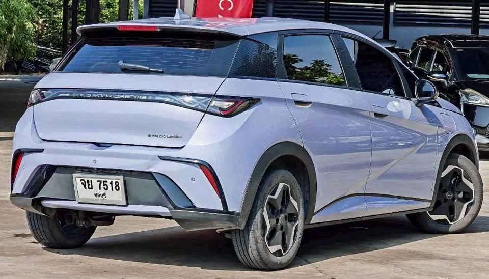 2023 BYD Dolphin 3