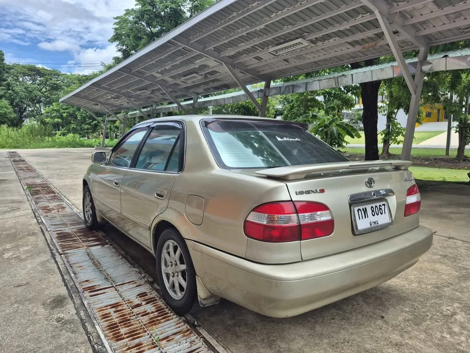 2001 Toyota Corolla Altis VIII (E110) 2
