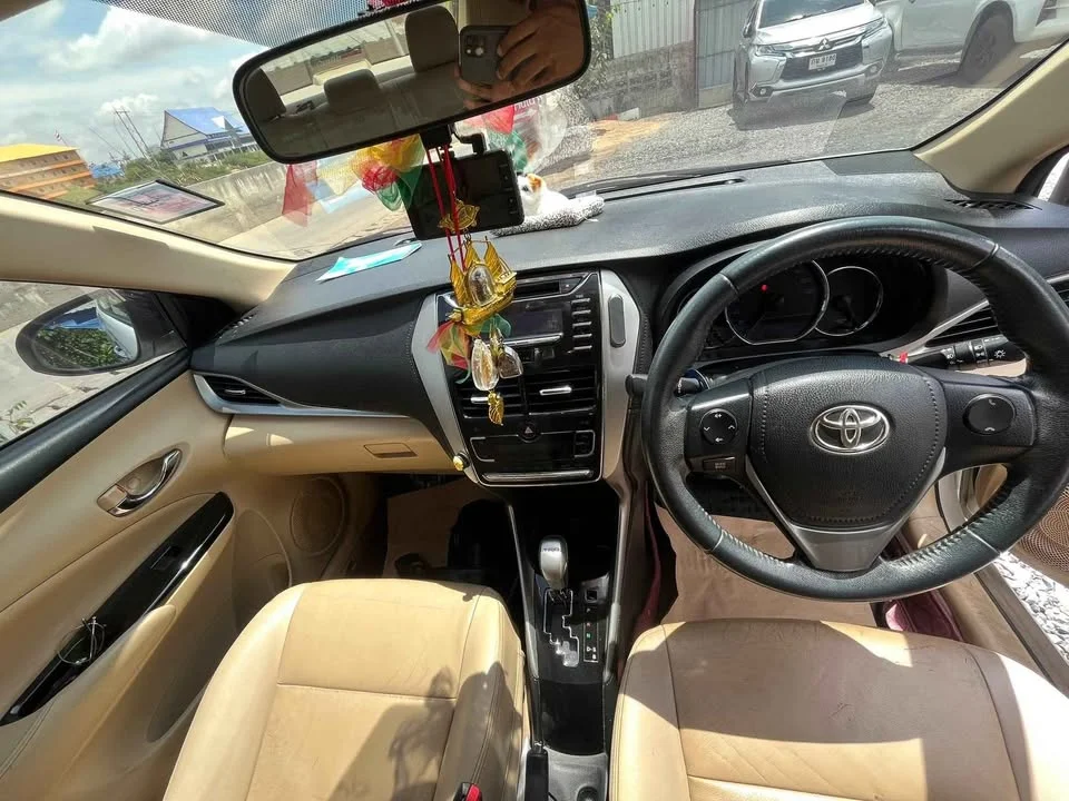 2018 Toyota Yaris ATIV III 2