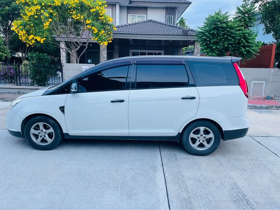 2010 Proton Exora 2