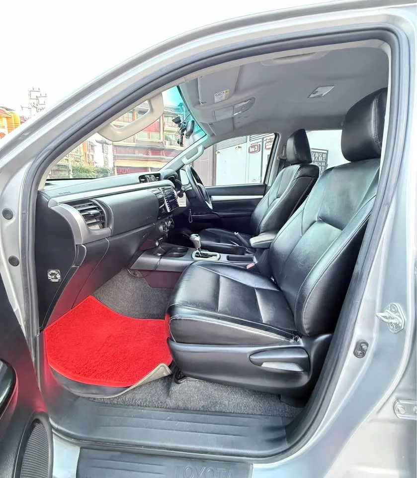 2020 Toyota Hilux VIII 3