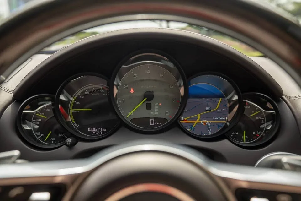 2015 Porsche Cayenne II 2