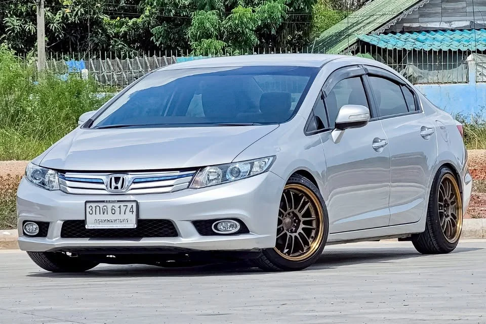 2014 Honda Civic IX 2