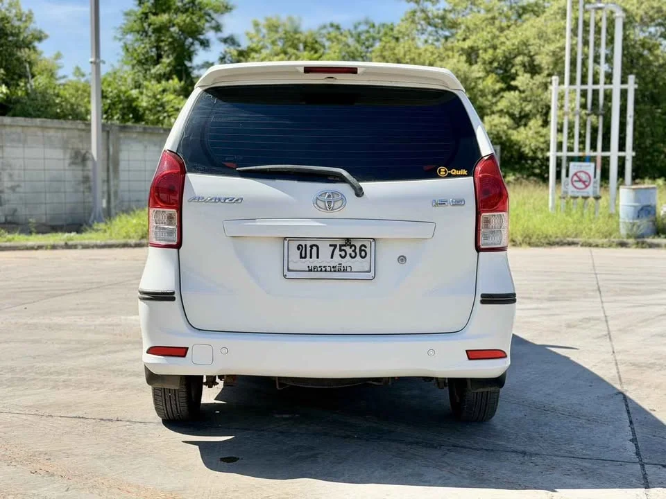 2012 Toyota Avanza II 2