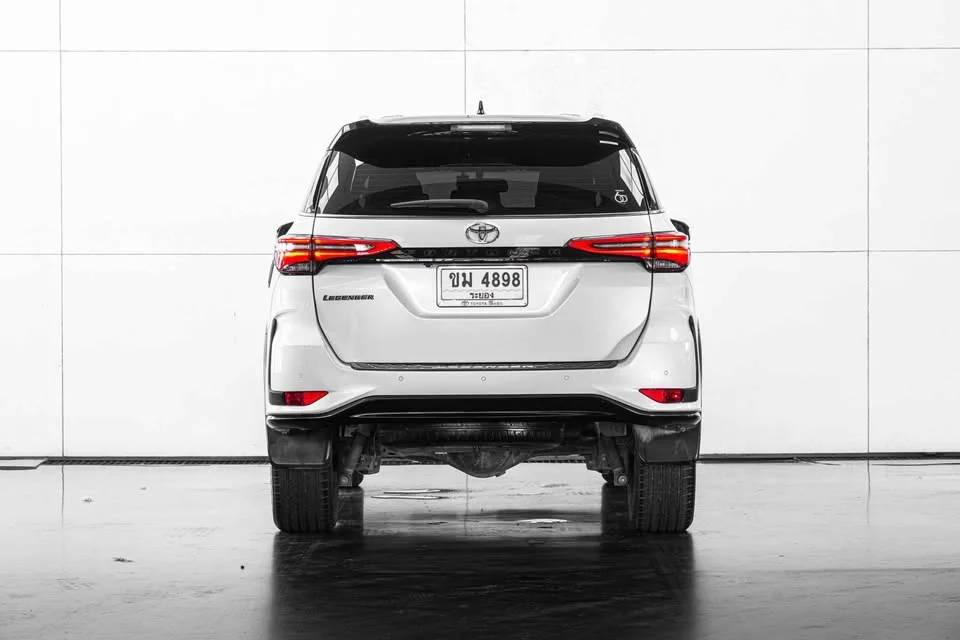 2022 Toyota Fortuner II 3