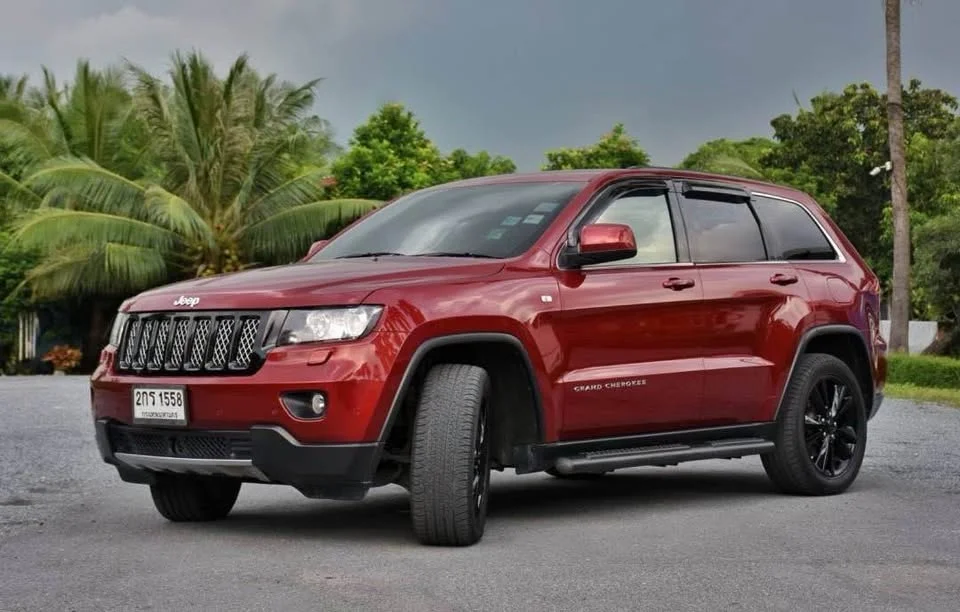 2013 Jeep Grand Cherokee WK2 3